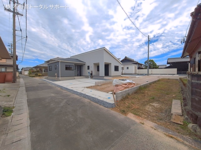 新築戸建て 稲沢市平和町法立北瀬古第4 3号棟 外構