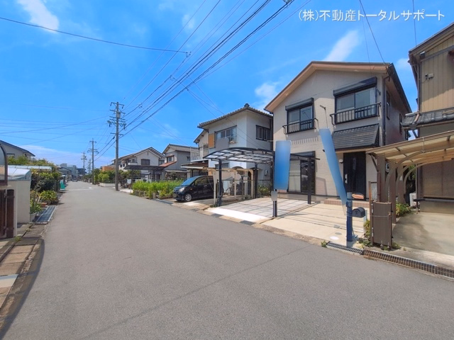 愛西市町方町南堤外 完成