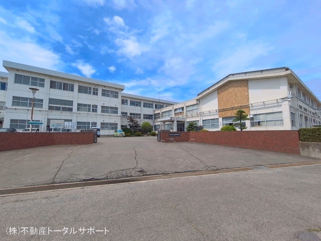 愛西市立佐織西中学校