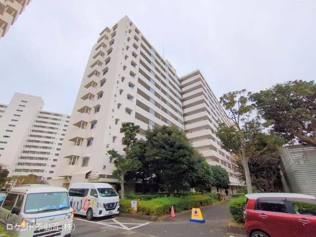 東京都江戸川区南葛西７丁目のマンション『なぎさニュータウン2号棟』外観写真 2025年12月2日撮影