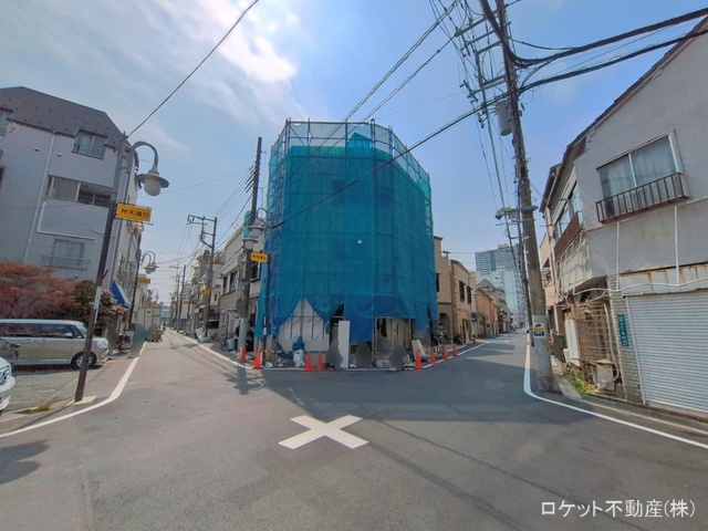 東京都江戸川区平井６丁目の新築戸建てシート写真 2026年3月29日撮影