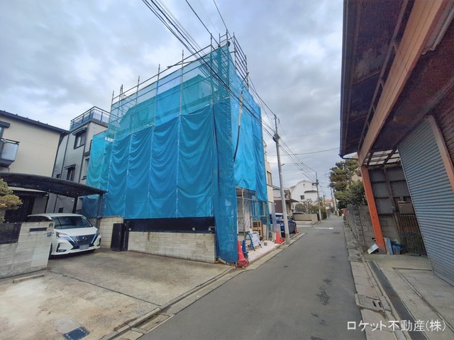 東京都江戸川区北小岩4丁目の新築戸建てシート写真 2026年2月11日撮影