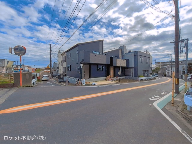 新築戸建て 江戸川区東葛西148　2棟 2号棟 外構