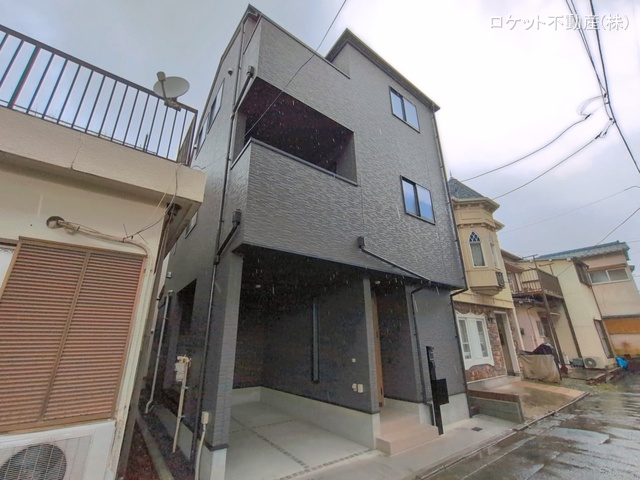 東京都江戸川区東葛西4丁目の新築戸建て完成写真 2026年3月25日撮影