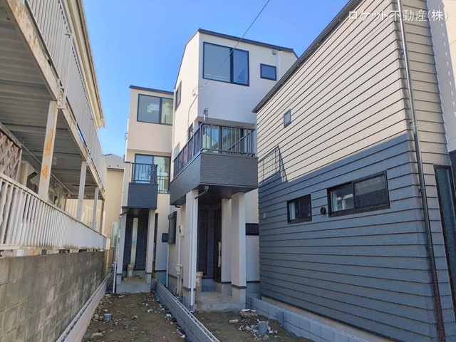 東京都江戸川区江戸川３丁目の新築戸建て外構写真 2026年2月8日撮影