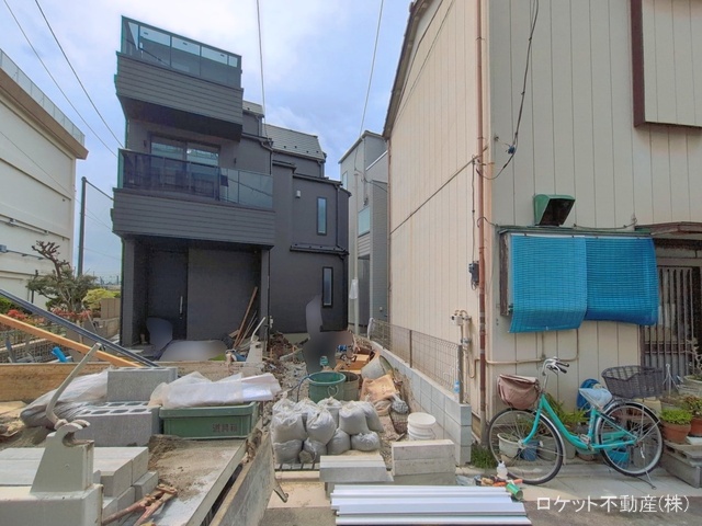 東京都江戸川区鹿骨5丁目の新築戸建て外構写真 2026年4月8日撮影