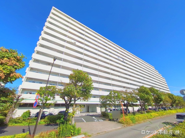 東京都江戸川区南葛西７丁目のマンション『なぎさニュータウン4号棟』外観写真 2025年9月24日撮影