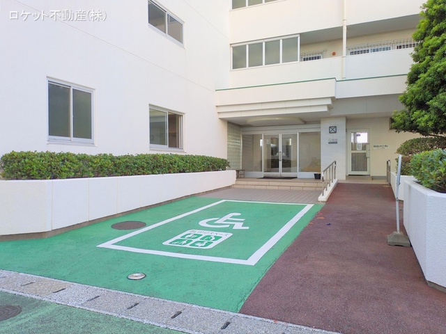 東京都江戸川区南葛西７丁目のマンション『なぎさニュータウン4号棟』外観写真 2025年9月24日撮影