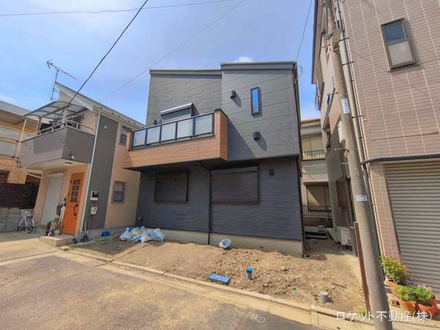 東京都江戸川区西篠崎1丁目の新築戸建て外構写真 2026年4月8日撮影