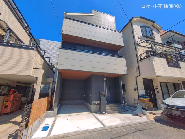 新築戸建て 江戸川区西葛西8丁目 1号棟 完成