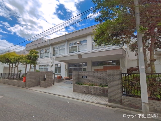江戸川区立小岩第三中学校
