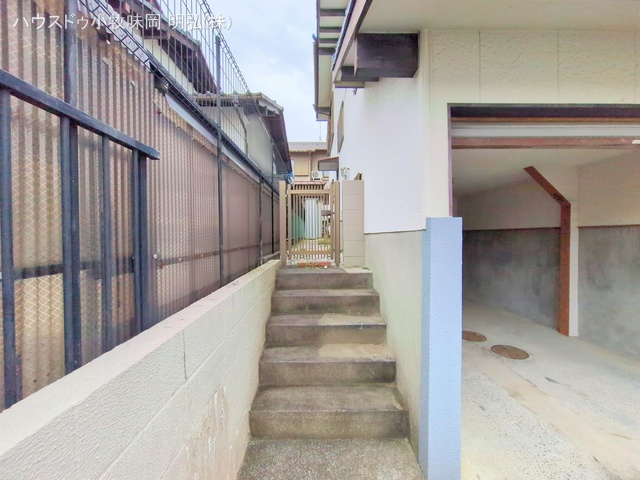 愛知県小牧市古雅４丁目の中古戸建て完成写真 2025年1月26日撮影