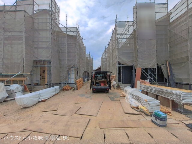 愛知県小牧市中央3丁目の新築戸建てシート写真 2026年5月19日撮影