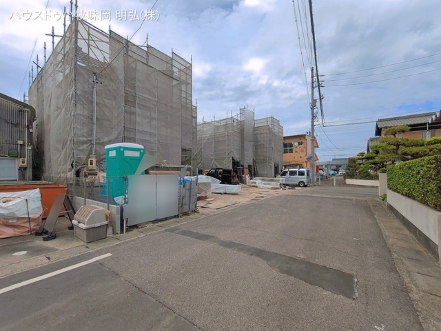 愛知県小牧市中央3丁目の新築戸建てシート写真 2026年5月19日撮影