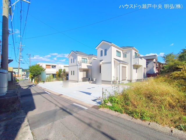 愛知県瀬戸市秋葉町の新築戸建て完成写真 2025年10月16日撮影