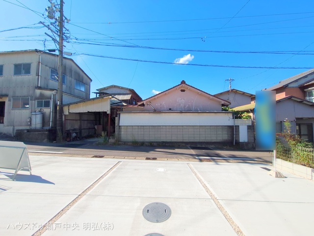 愛知県瀬戸市秋葉町の新築戸建て完成写真 2025年10月16日撮影