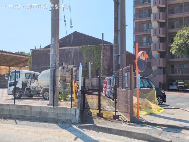 愛知県瀬戸市小坂町のマンション『ユニーブル晴丘B棟』外観写真 2025年7月31日撮影