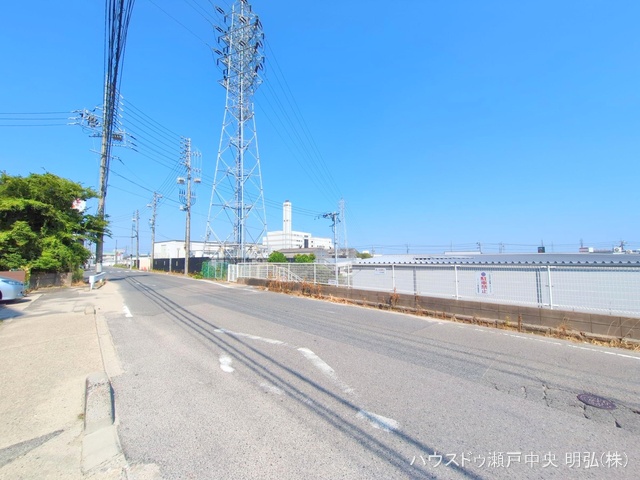 愛知県瀬戸市小坂町のマンション『ユニーブル晴丘B棟』外観写真 2025年7月31日撮影