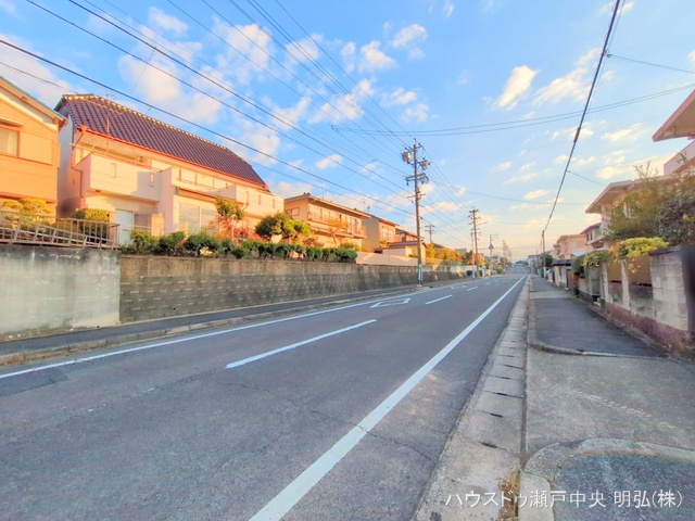 愛知県尾張旭市南新町中畑の新築戸建て外構写真 2025年11月16日撮影
