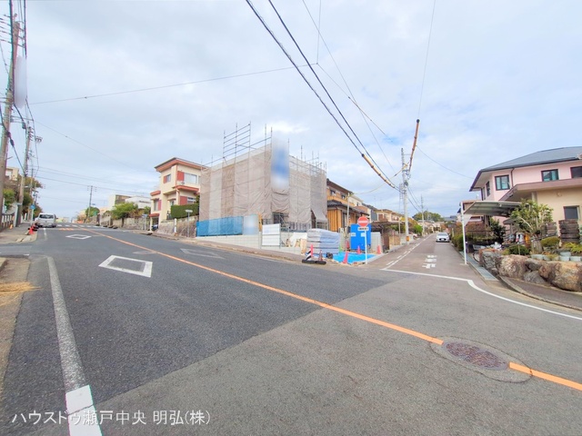 愛知県瀬戸市萩山台５丁目の新築戸建てシート写真 2025年11月11日撮影