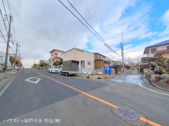 愛知県瀬戸市萩山台５丁目の新築戸建て外構写真 2025年12月4日撮影