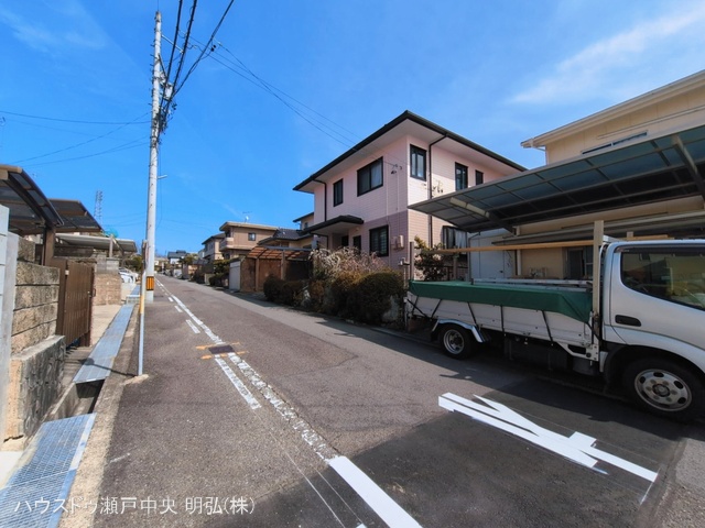 愛知県瀬戸市萩山台５丁目の新築戸建て完成写真 2026年3月8日撮影