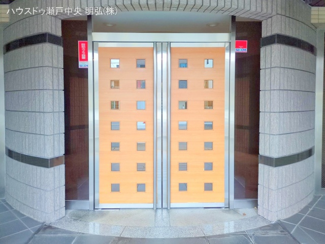 愛知県尾張旭市白鳳町２丁目のマンション『ラ・ヴィアーレ印場』外観写真 2025年10月14日撮影