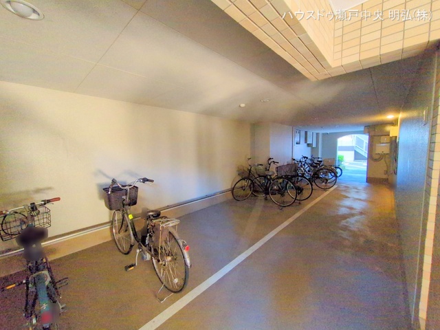 愛知県尾張旭市北原山町鳴湫のマンション『パークシティ三郷壱番館西棟』外観写真 2025年11月10日撮影