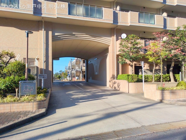 愛知県尾張旭市北原山町鳴湫のマンション『パークシティ三郷壱番館西棟』外観写真 2025年11月10日撮影