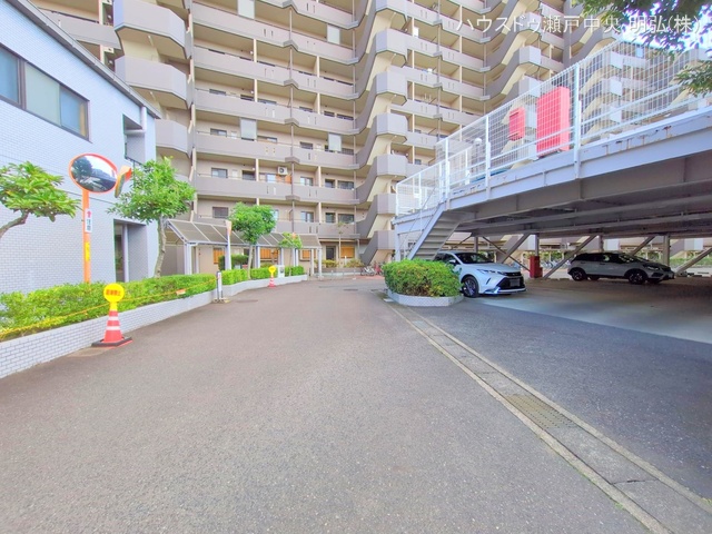 愛知県尾張旭市井田町３丁目のマンション『ラビデンス尾張旭光和』外観写真 2024年12月16日撮影