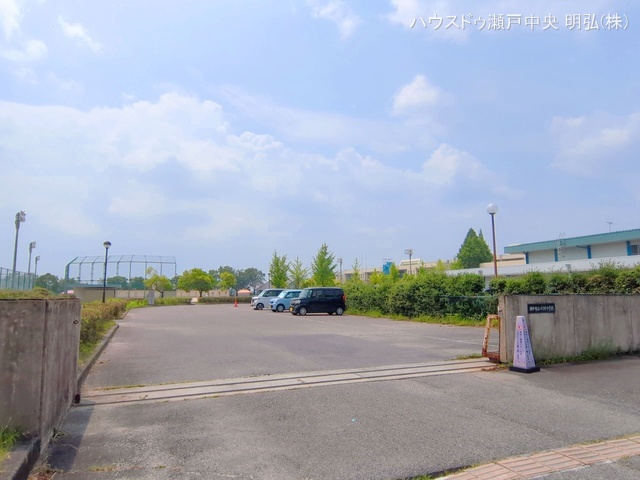 瀬戸市立水野中学校　距離1520m