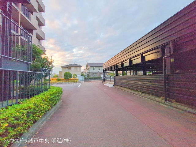 愛知県瀬戸市苗場町のマンション『パークシティ新瀬戸二番街スカイスクエア』外観写真 2025年12月18日撮影