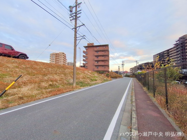 愛知県瀬戸市苗場町のマンション『パークシティ新瀬戸二番街スカイスクエア』外観写真 2025年12月18日撮影