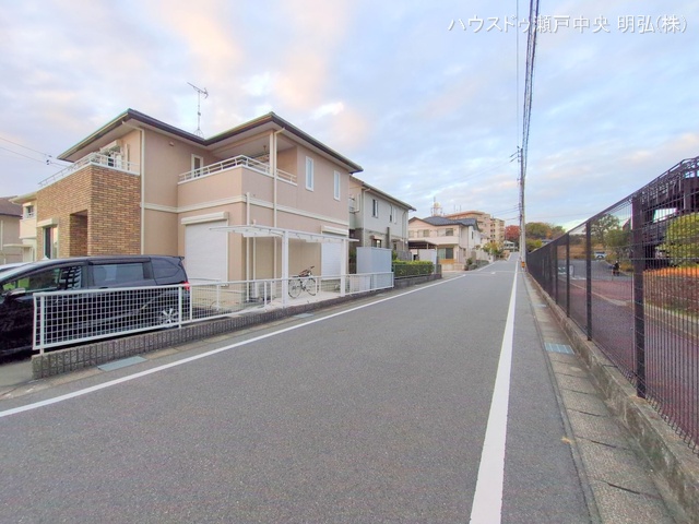 愛知県瀬戸市苗場町のマンション『パークシティ新瀬戸二番街スカイスクエア』外観写真 2025年12月18日撮影