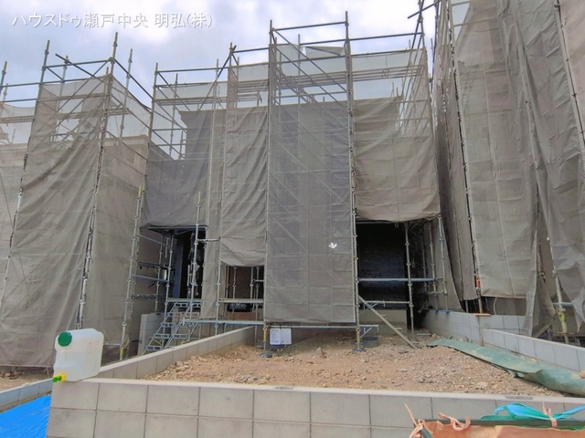 愛知県瀬戸市西寺山町の新築戸建てシート写真 2026年3月24日撮影