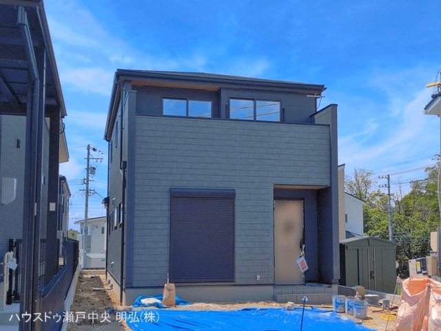 愛知県瀬戸市塩草が丘４丁目の新築戸建て外構写真 2026年5月13日撮影