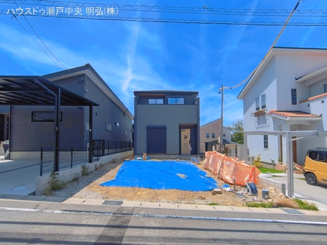 愛知県瀬戸市塩草が丘４丁目の新築戸建て外構写真 2026年5月13日撮影