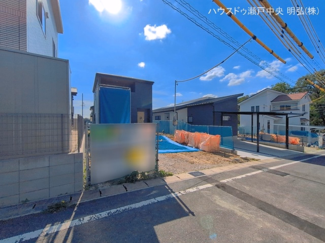 愛知県瀬戸市塩草が丘４丁目の新築戸建て外構写真 2026年5月6日撮影