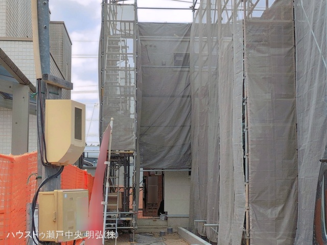 愛知県瀬戸市窯町の新築戸建てシート写真 2026年4月20日撮影