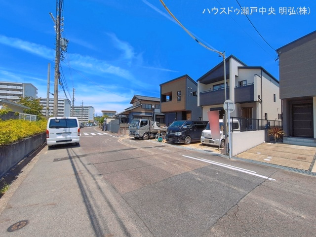 愛知県瀬戸市原山台８丁目の新築戸建て外構写真 2026年5月13日撮影