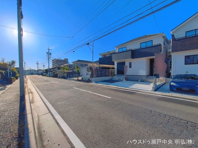 新築戸建て 尾張旭市晴丘町池上11番 A号棟 完成