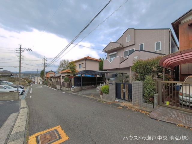 愛知県瀬戸市城ケ根町の中古戸建て完成写真 2026年3月29日撮影