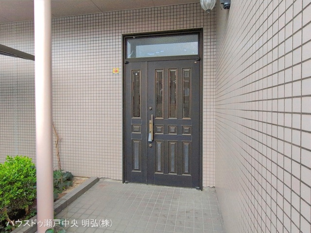 愛知県瀬戸市城ケ根町の中古戸建て完成写真 2026年3月29日撮影