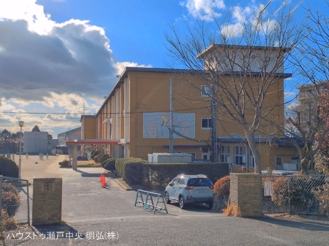 瀬戸市立長根小学校
