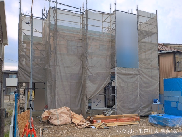 愛知県瀬戸市東安戸町の新築戸建てシート写真 2026年6月8日撮影