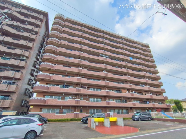 愛知県瀬戸市下陣屋町のマンション『スペクトル尾張瀬戸』外観写真 2025年7月22日撮影