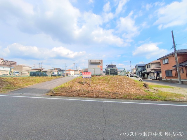 愛知県瀬戸市下陣屋町のマンション『スペクトル尾張瀬戸』外観写真 2025年7月22日撮影