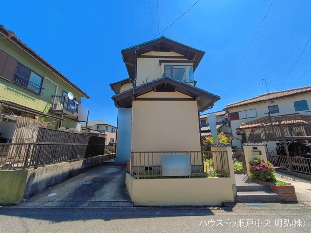 愛知県瀬戸市赤重町の中古戸建て完成写真 2026年4月15日撮影