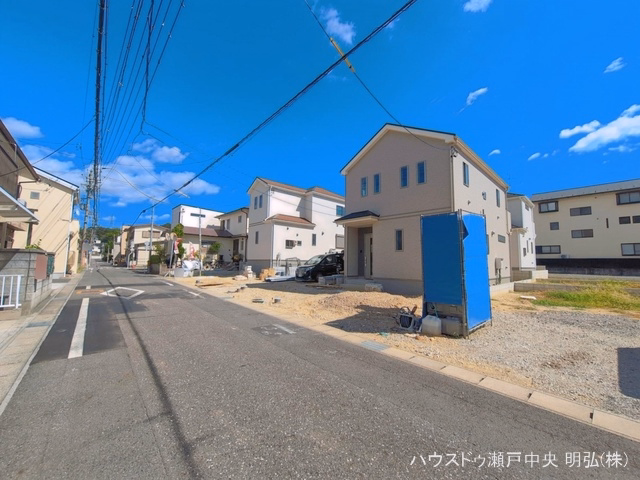 新築戸建て 瀬戸市東吉田町13番 E号棟 外構