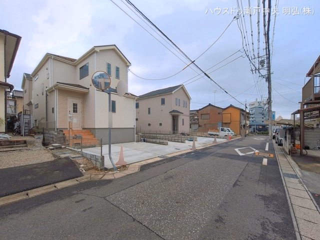 新築戸建て 瀬戸市東吉田町13番 E号棟 完成